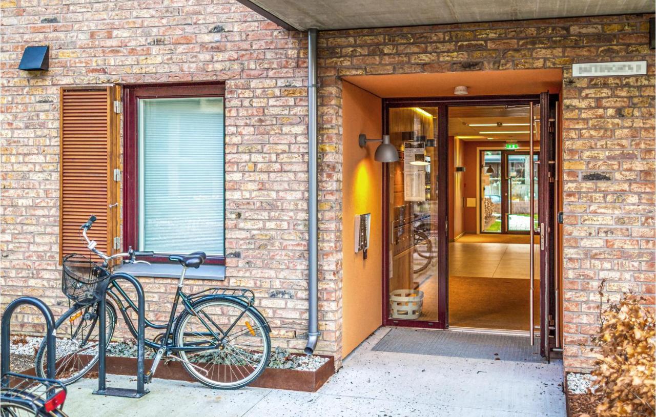 Awesome Apartment In Kristiansand With Wifi Extérieur photo